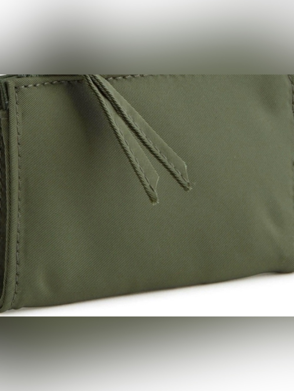 NWT Vera Bradley Quilted Small Zip Wallet in Olive Green